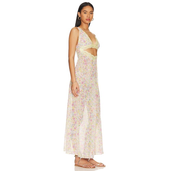 Beach Riot Dresses & Skirts - Beach Riot Kimi Cut-Out Slit V-Neck Dress in Forget Me Not Floral Lace Trim Smal